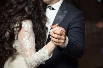 How Much Is A Wedding DJ in New Jersey? (Latest Update)